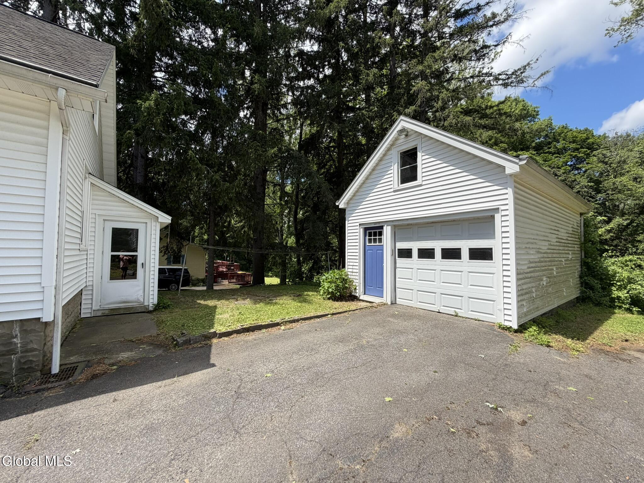 34 Hamilton Street Guilderland NY 12084