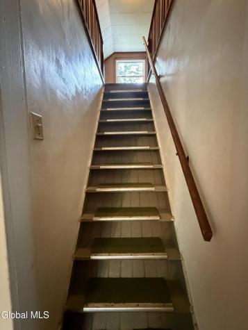 34 Hamilton Street Guilderland NY 12084