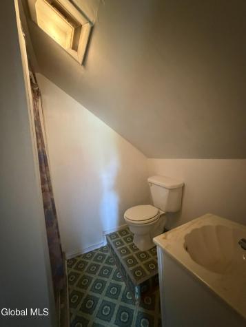 34 Hamilton Street Guilderland NY 12084