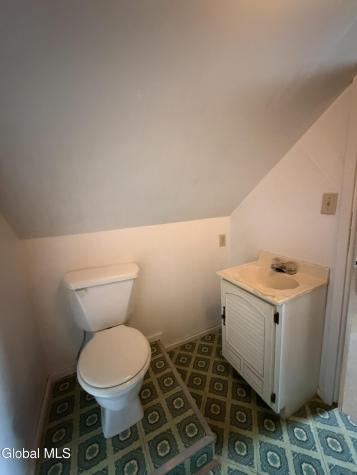 34 Hamilton Street Guilderland NY 12084