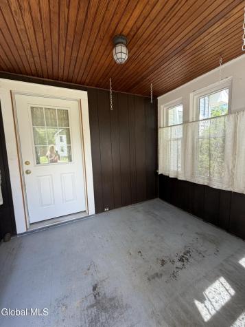34 Hamilton Street Guilderland NY 12084