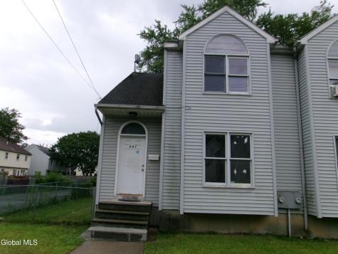 407 Paige Street Schenectady NY 12307