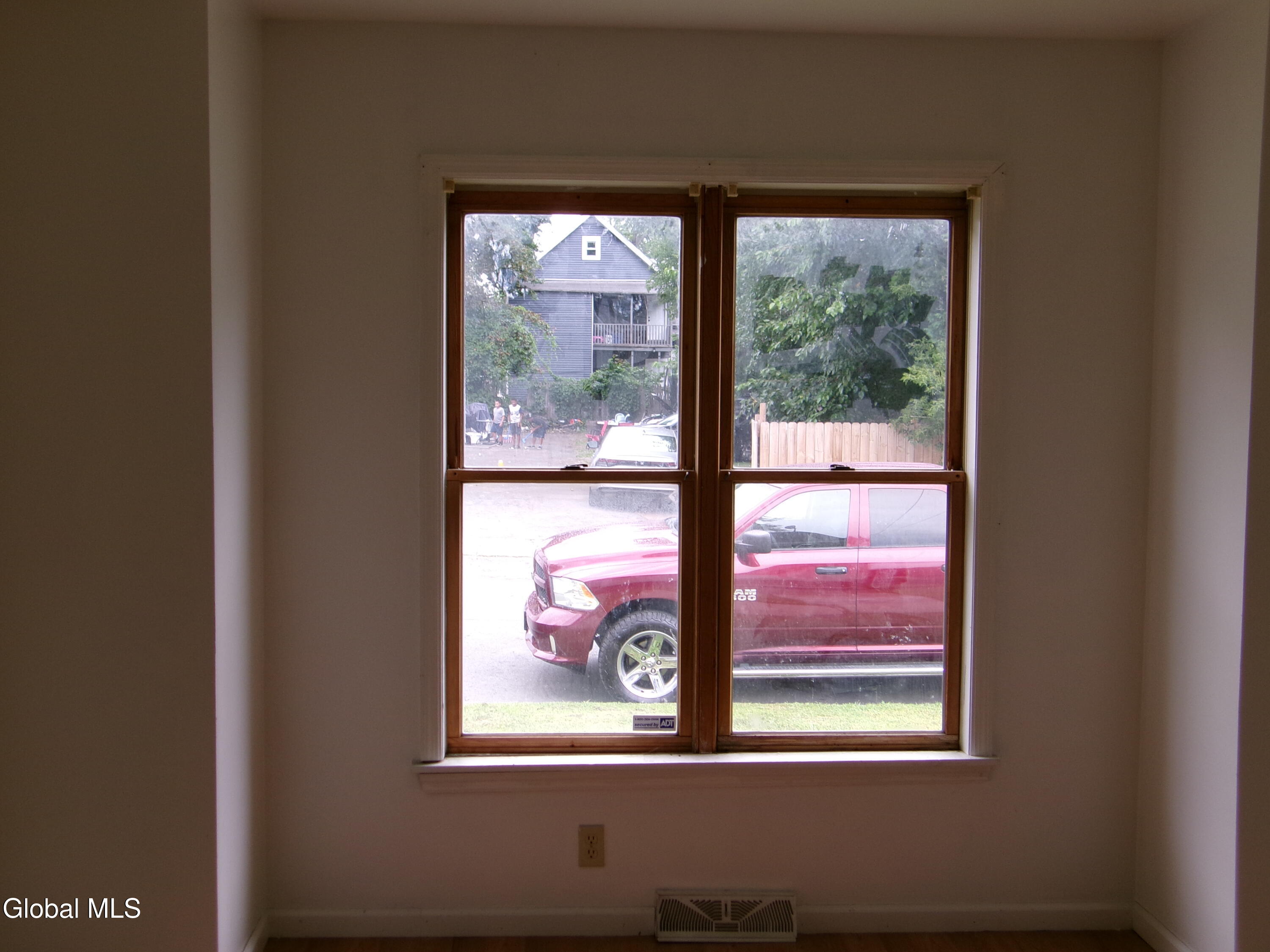 407 Paige Street Schenectady NY 12307