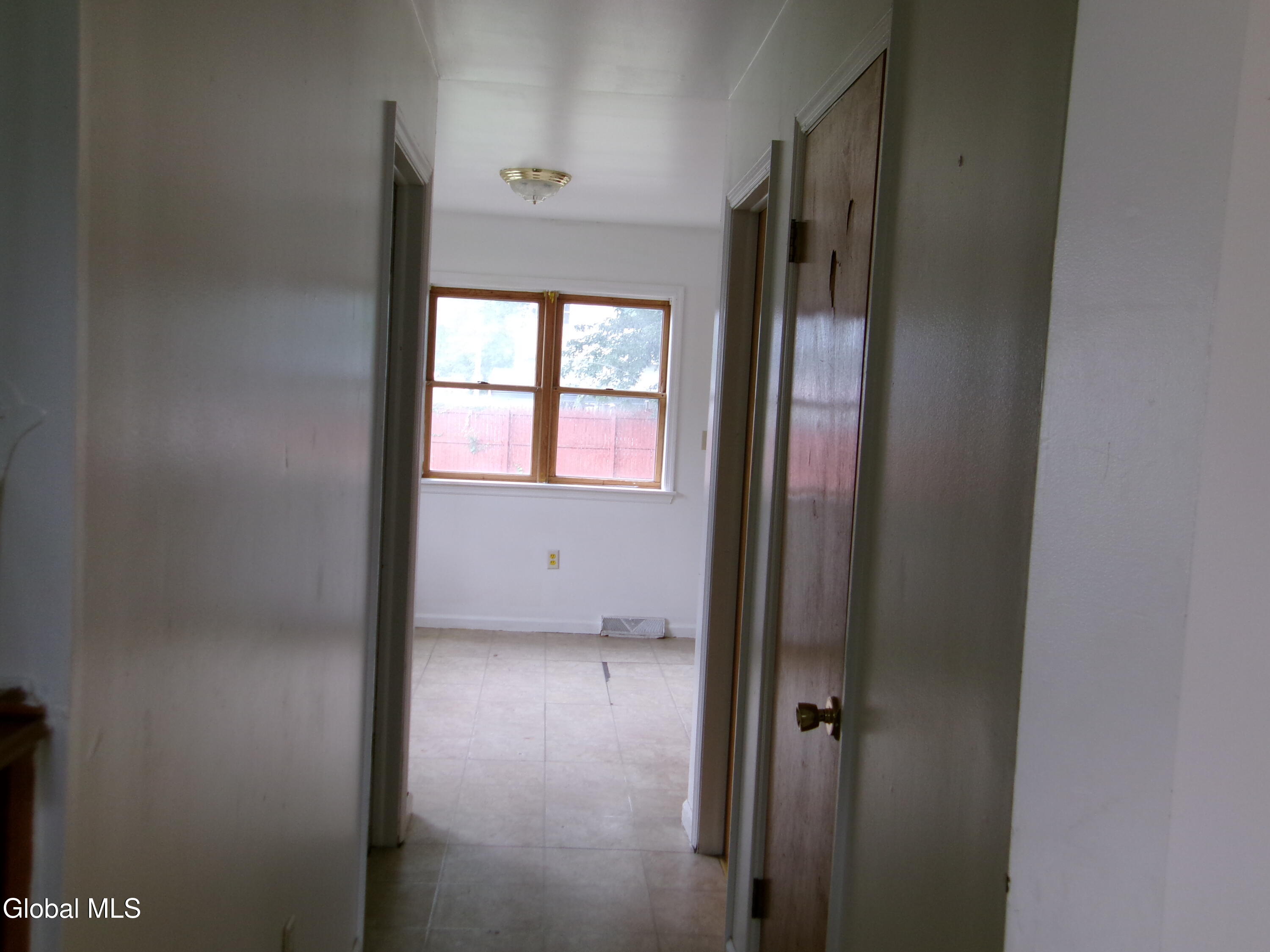 407 Paige Street Schenectady NY 12307