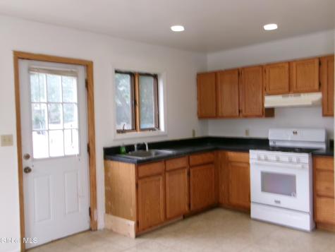 407 Paige Street Schenectady NY 12307