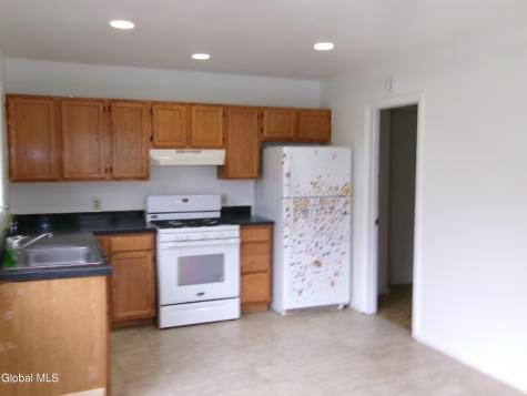 407 Paige Street Schenectady NY 12307