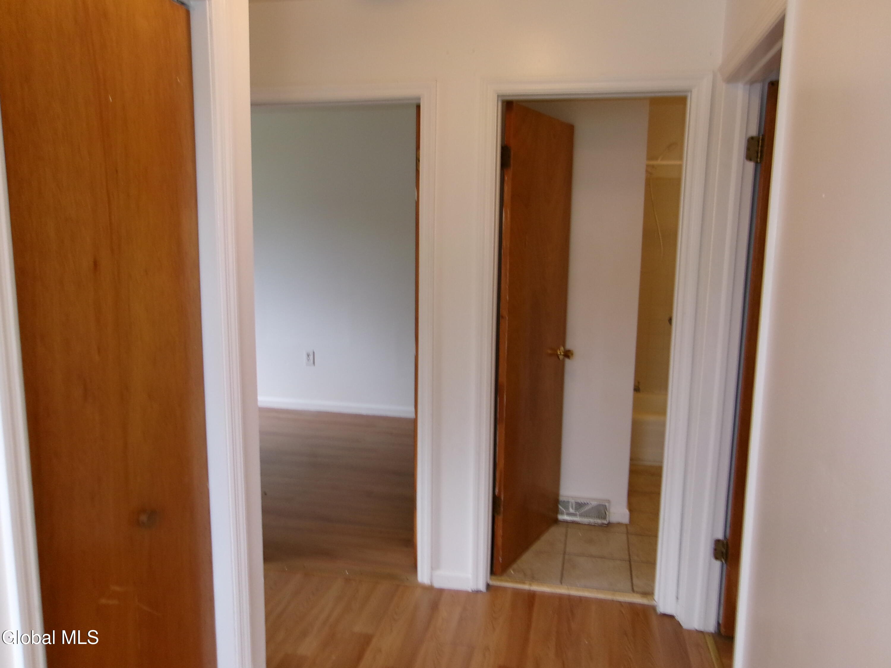 407 Paige Street Schenectady NY 12307