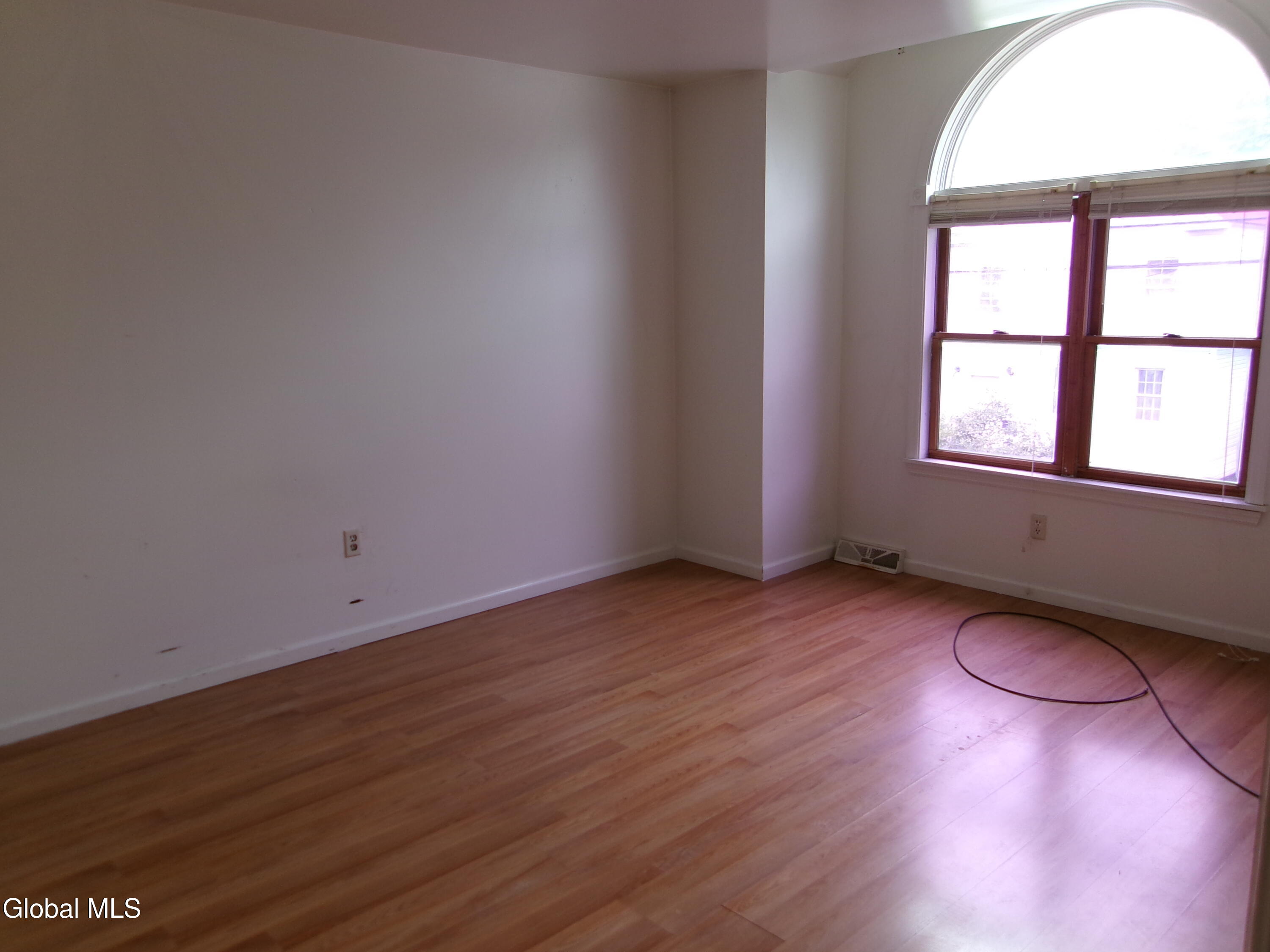 407 Paige Street Schenectady NY 12307