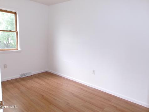 407 Paige Street Schenectady NY 12307