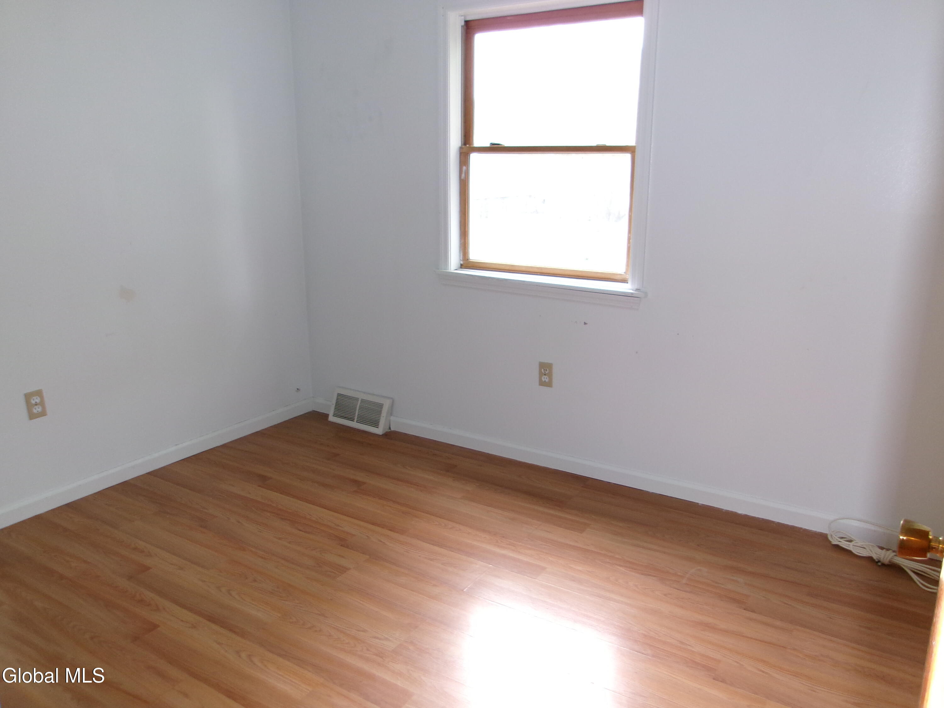 407 Paige Street Schenectady NY 12307