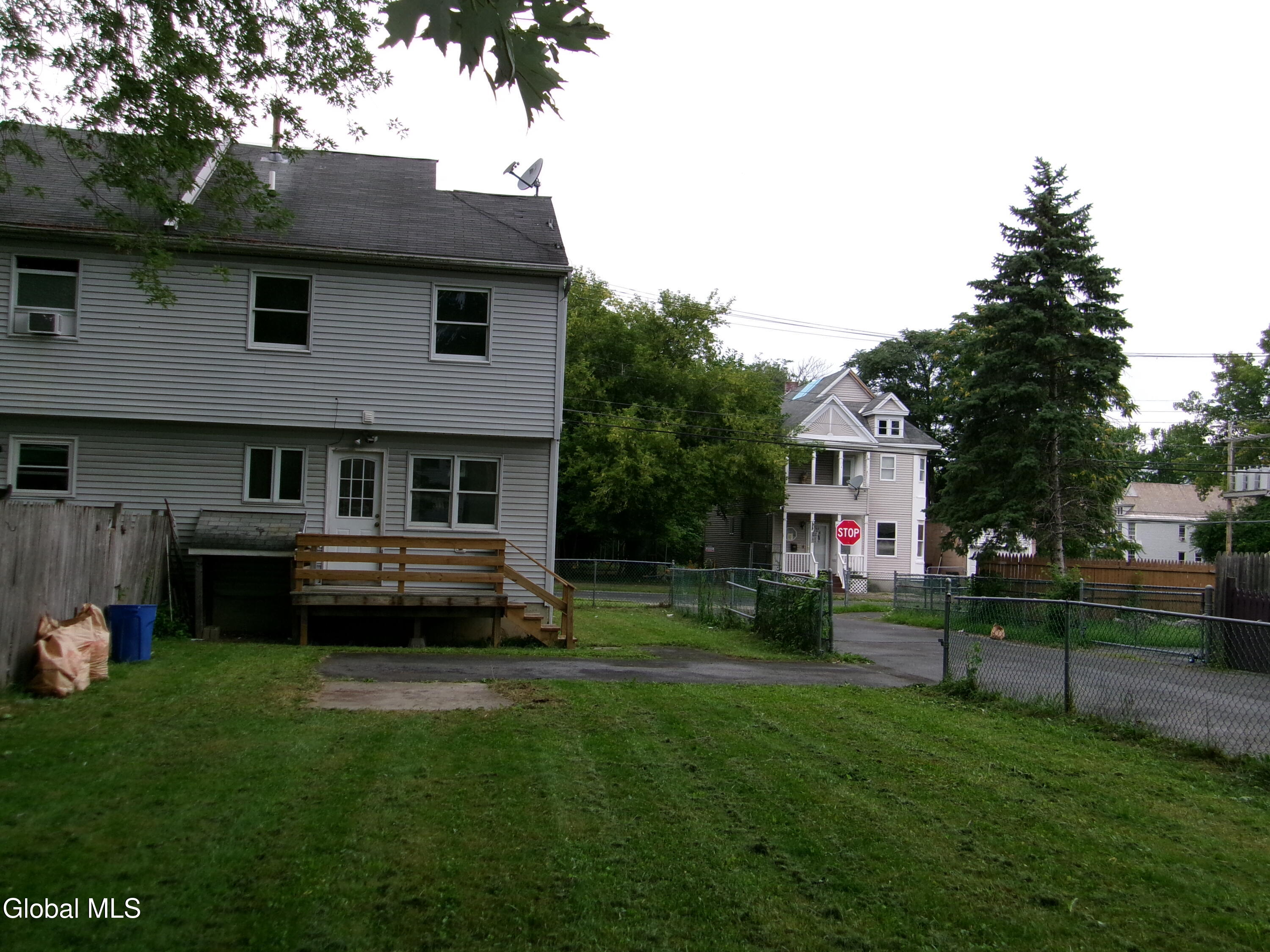 407 Paige Street Schenectady NY 12307