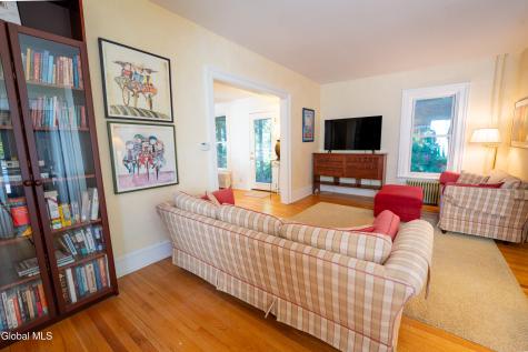 139 Lincoln Avenue Saratoga Springs NY 12866