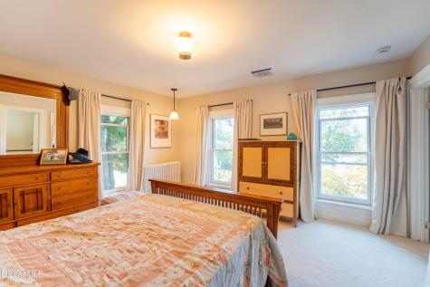 139 Lincoln Avenue Saratoga Springs NY 12866