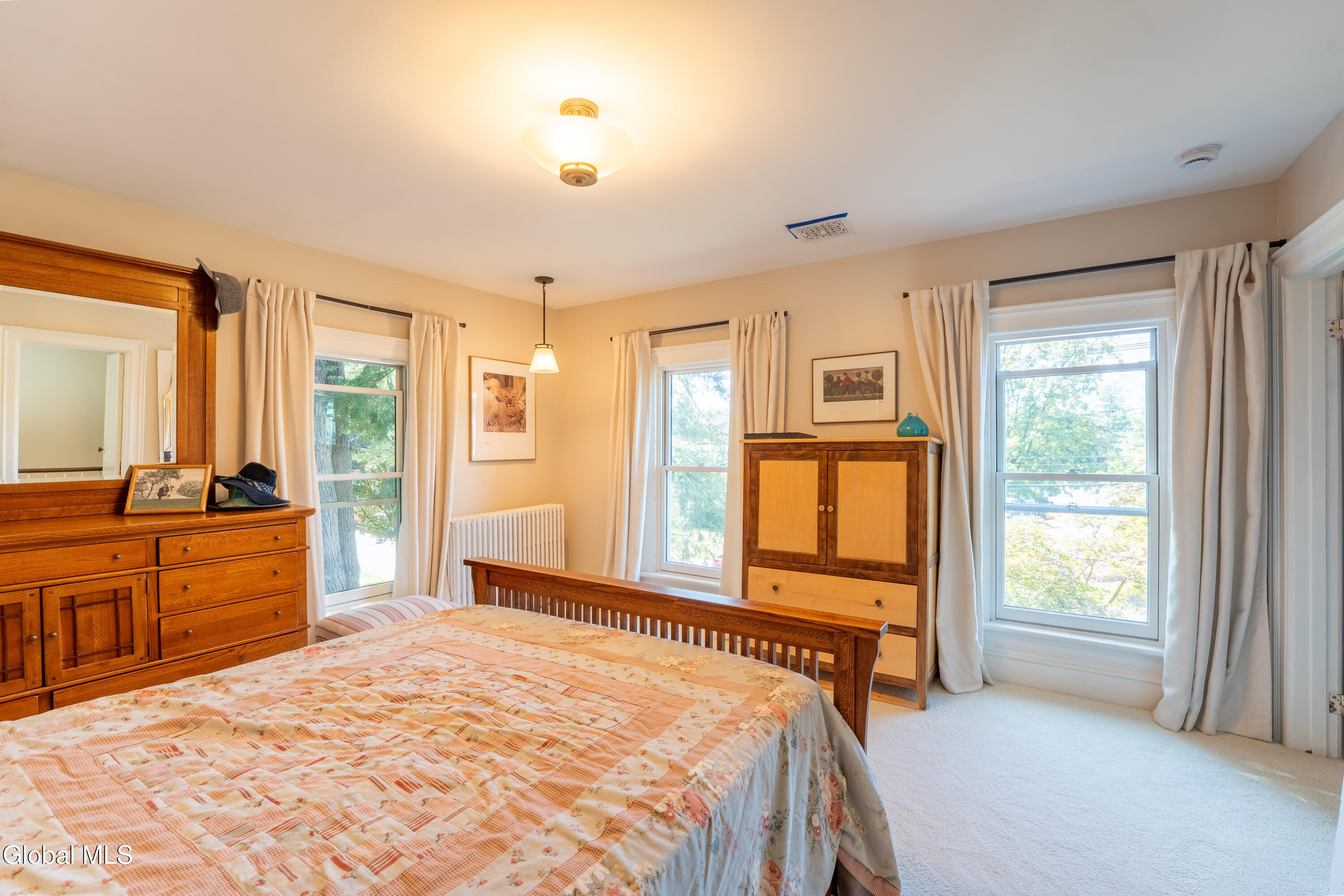 139 Lincoln Avenue Saratoga Springs NY 12866