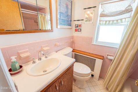 139 Lincoln Avenue Saratoga Springs NY 12866