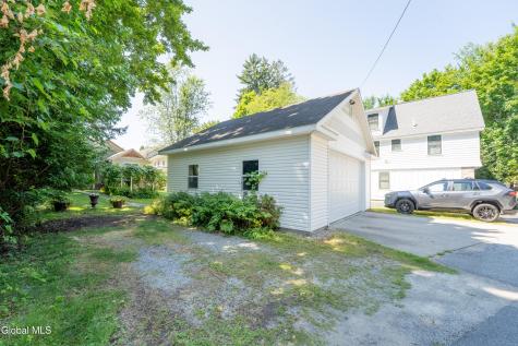 139 Lincoln Avenue Saratoga Springs NY 12866