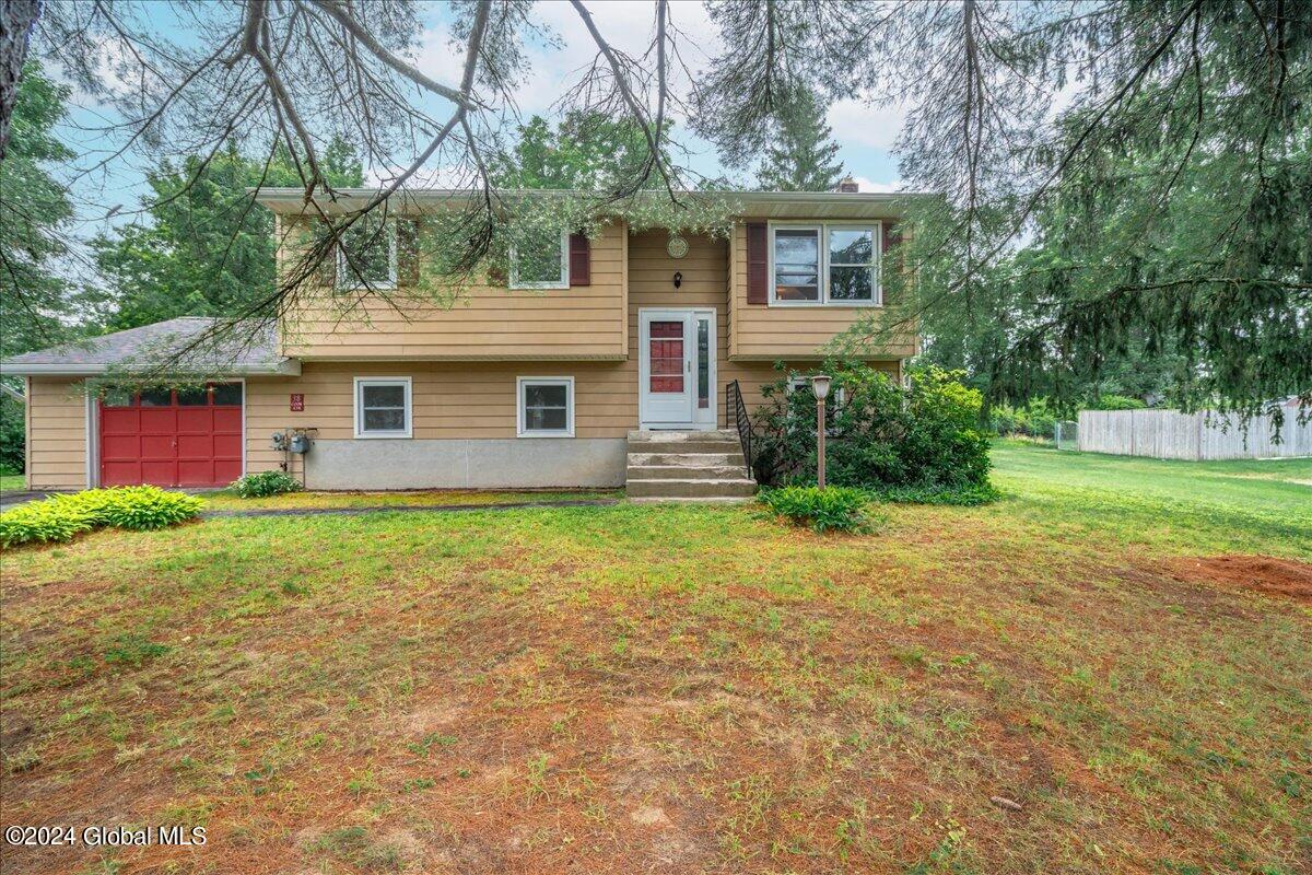 38 Cook Circle Gansevoort NY 12831