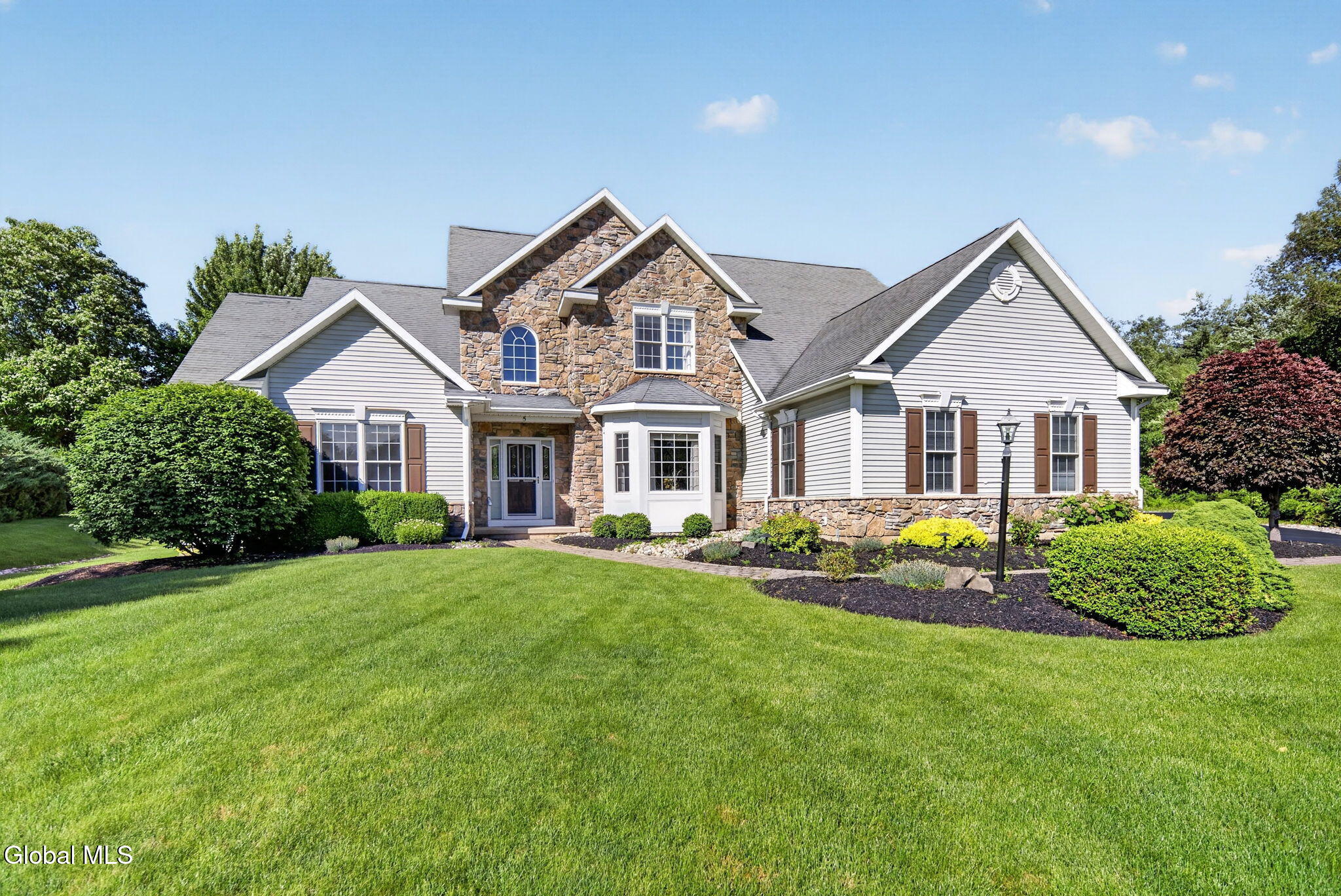 5 Normandy Square Guilderland NY 12009