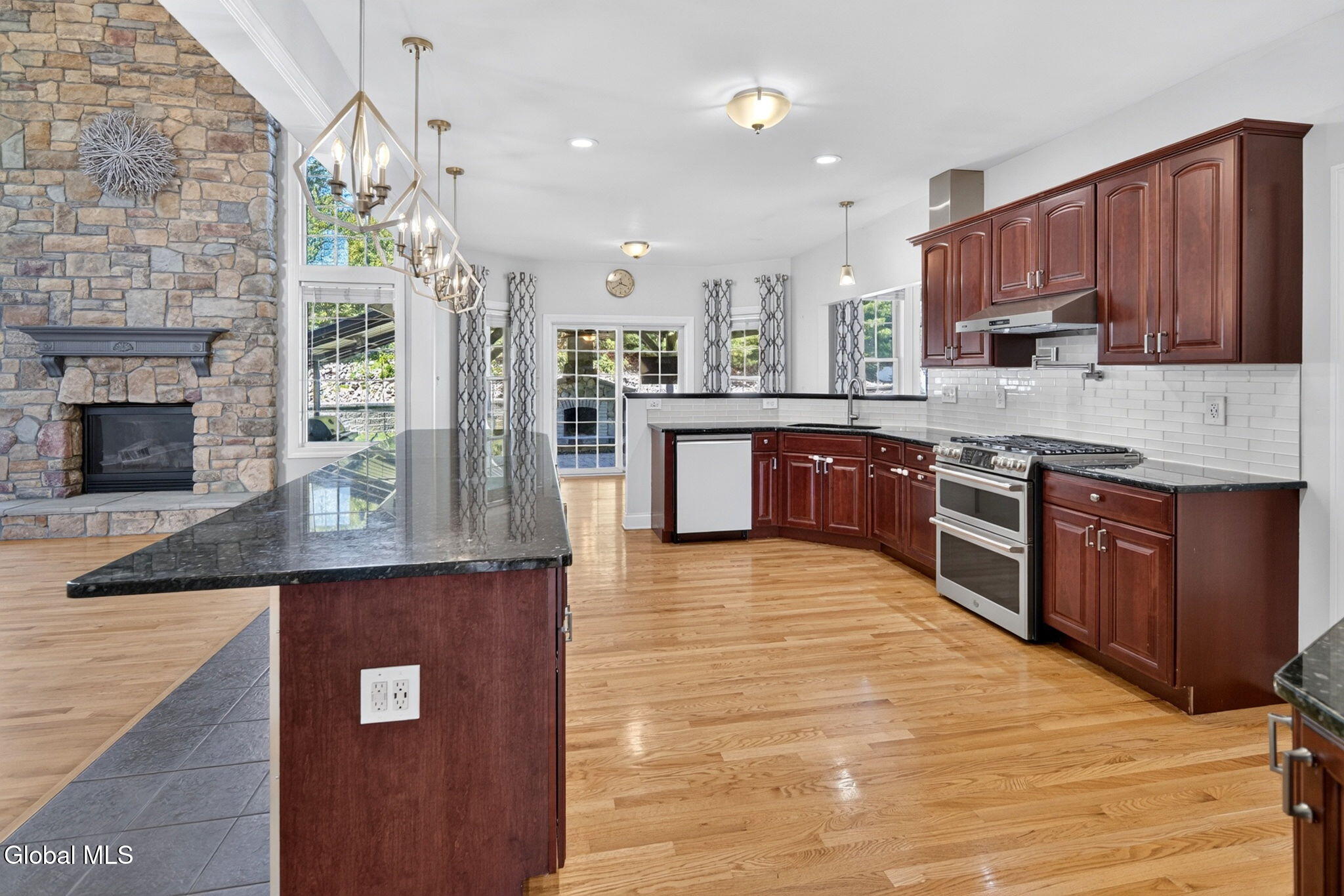 5 Normandy Square Guilderland NY 12009