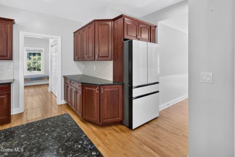 5 Normandy Square Guilderland NY 12009