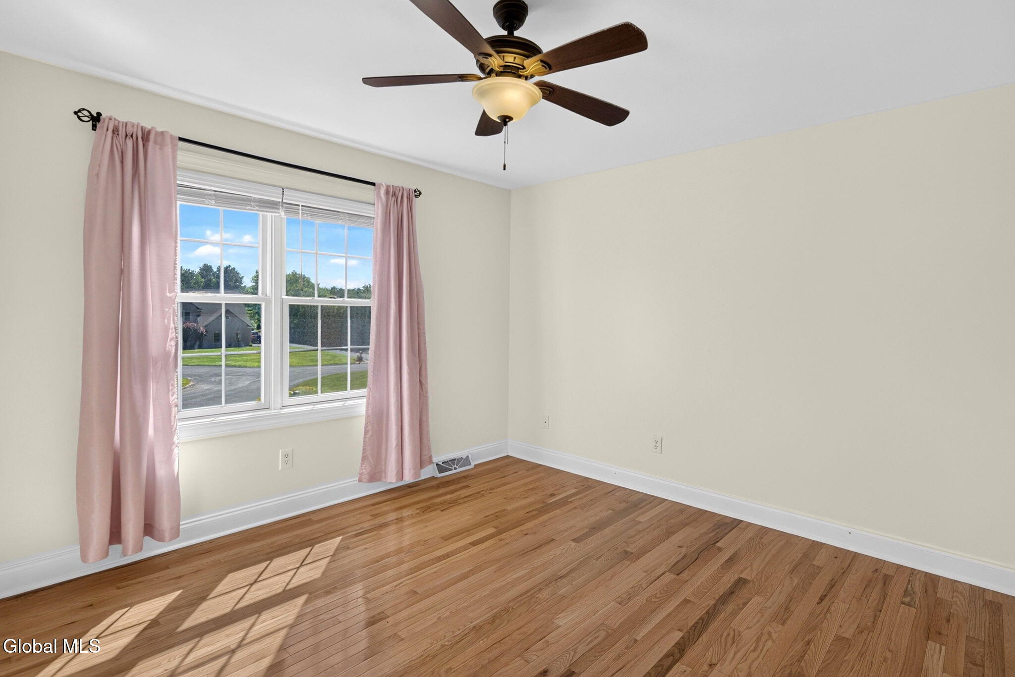 5 Normandy Square Guilderland NY 12009
