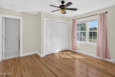 5 Normandy Square Guilderland NY 12009