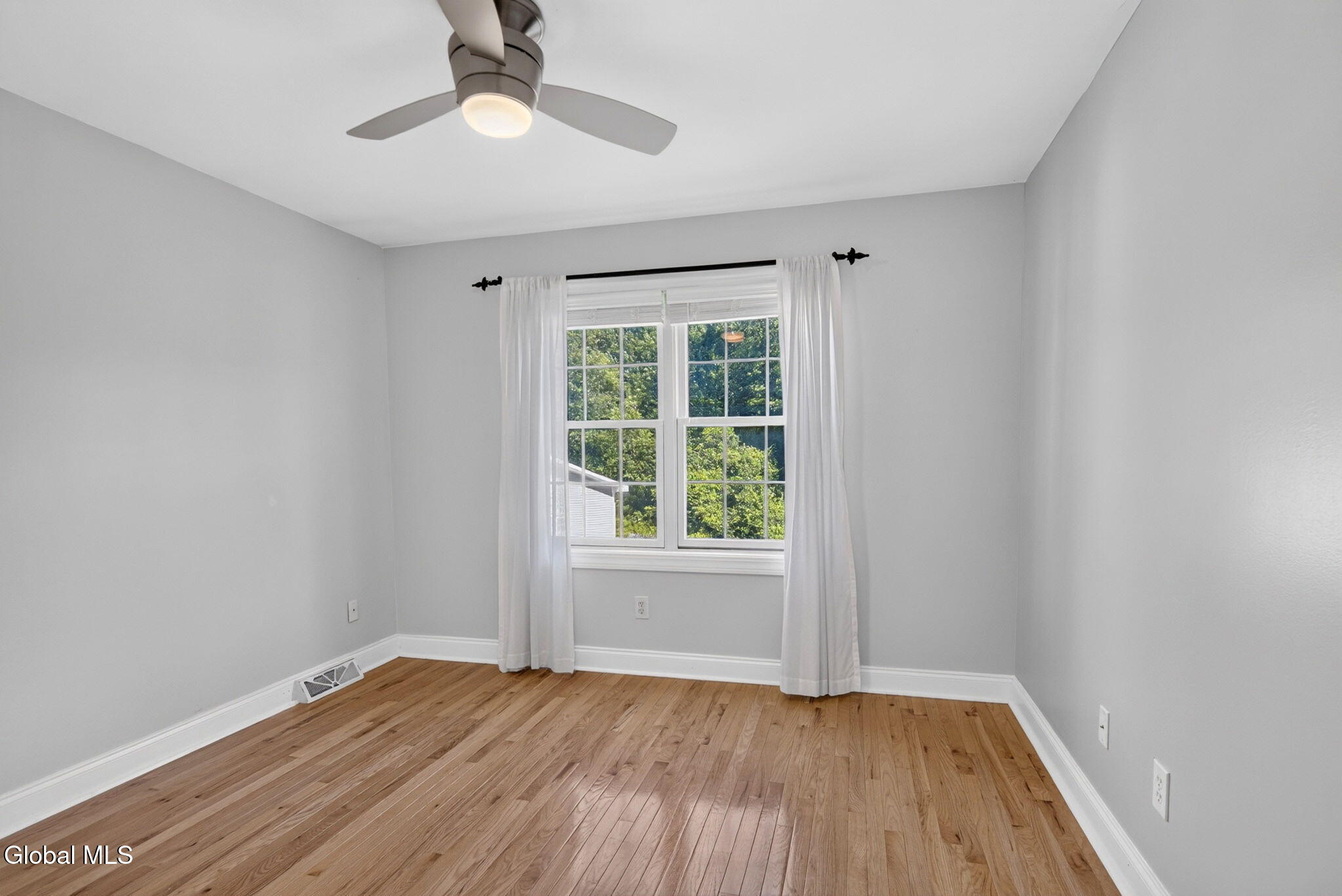 5 Normandy Square Guilderland NY 12009