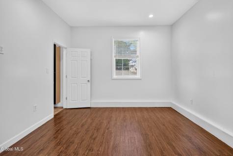 5 Normandy Square Guilderland NY 12009