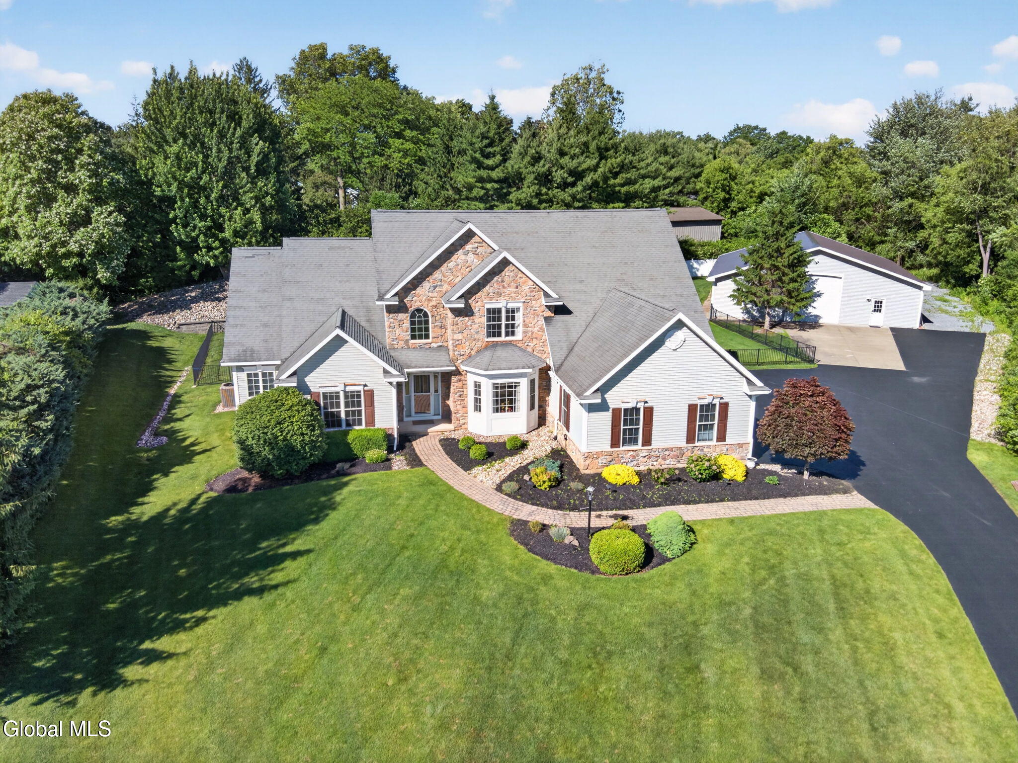 5 Normandy Square Guilderland NY 12009