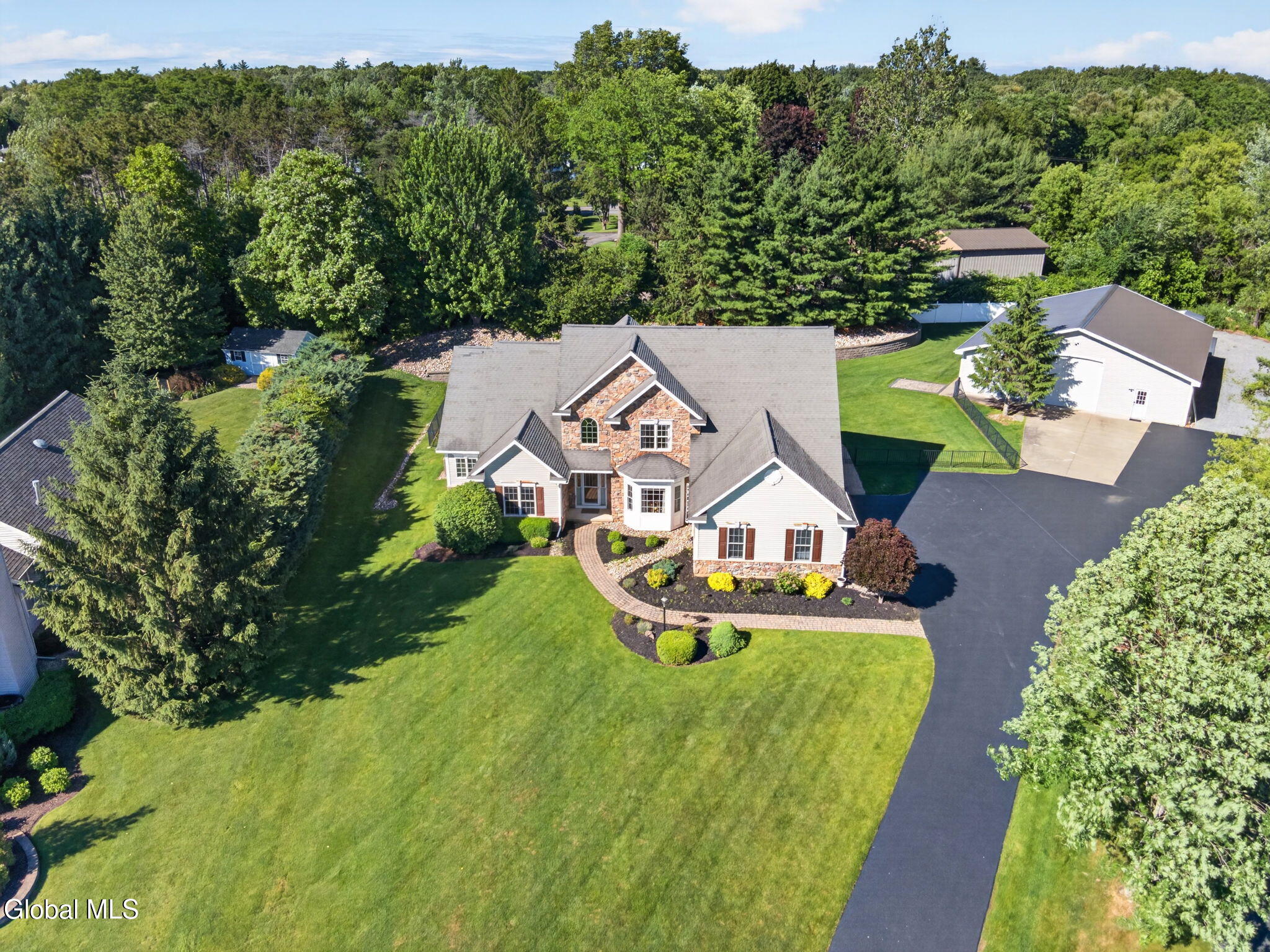 5 Normandy Square Guilderland NY 12009