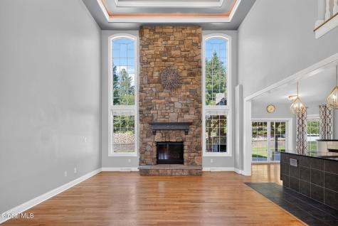 5 Normandy Square Guilderland NY 12009