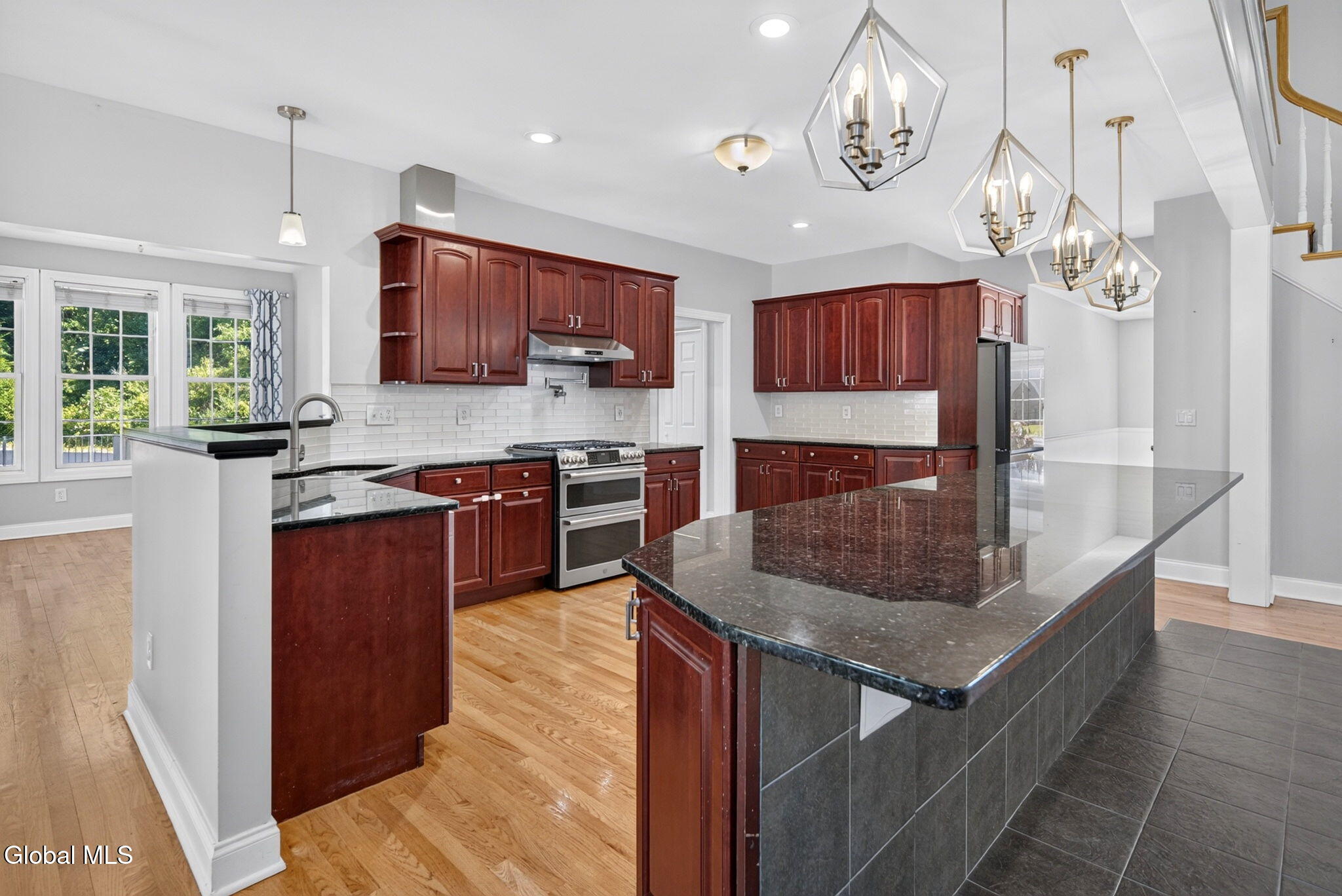 5 Normandy Square Guilderland NY 12009