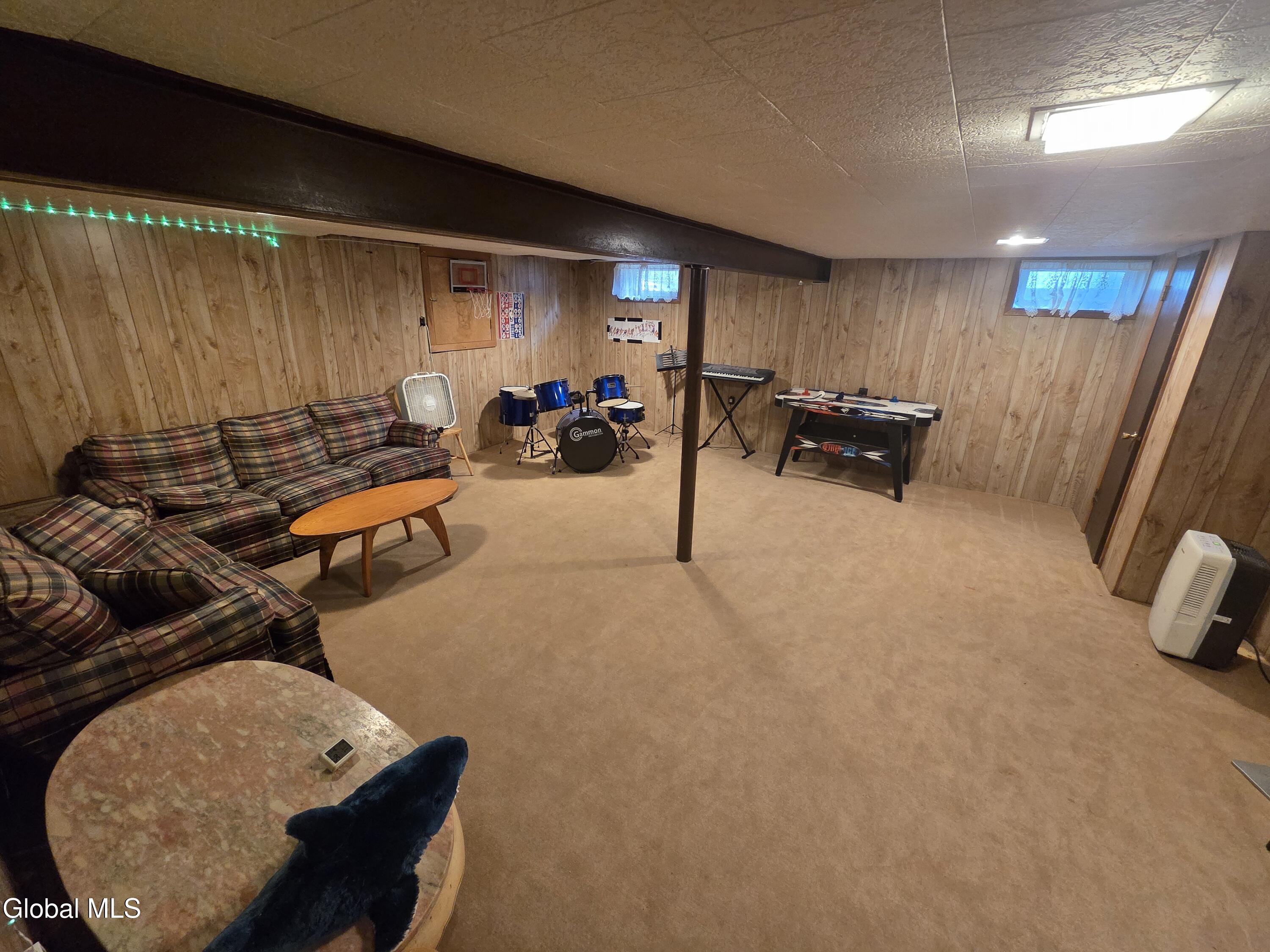 17 Sherwood Drive Queensbury NY 12804