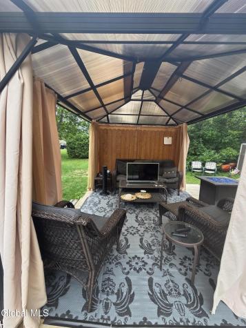 17 Sherwood Drive Queensbury NY 12804
