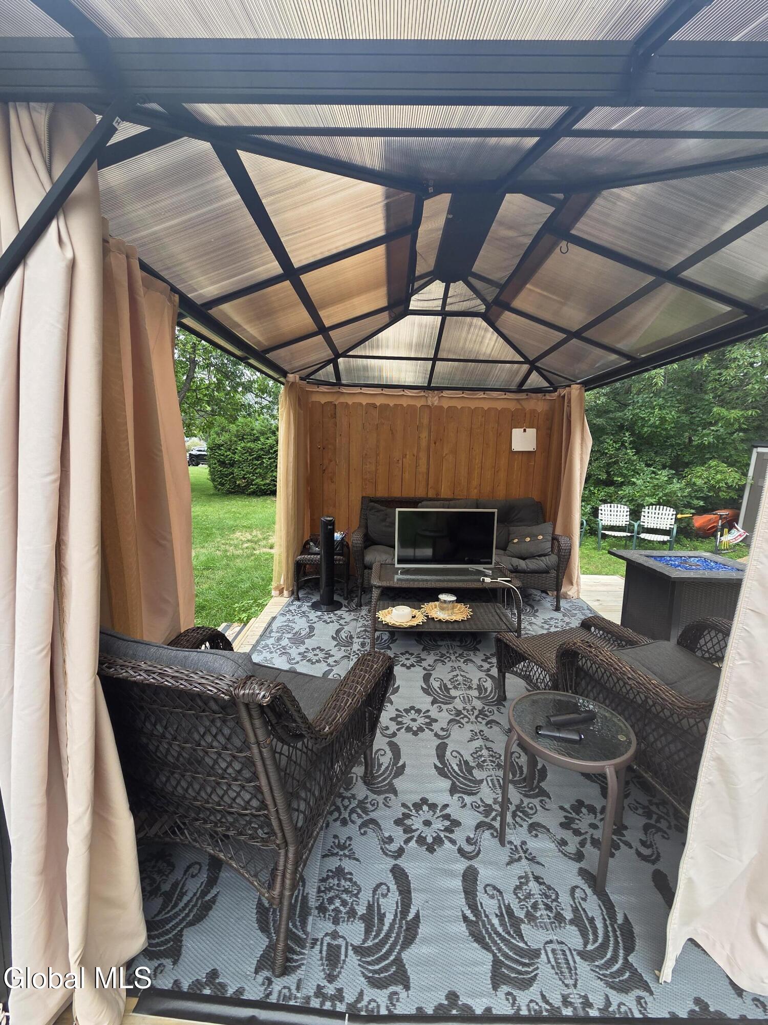 17 Sherwood Drive Queensbury NY 12804