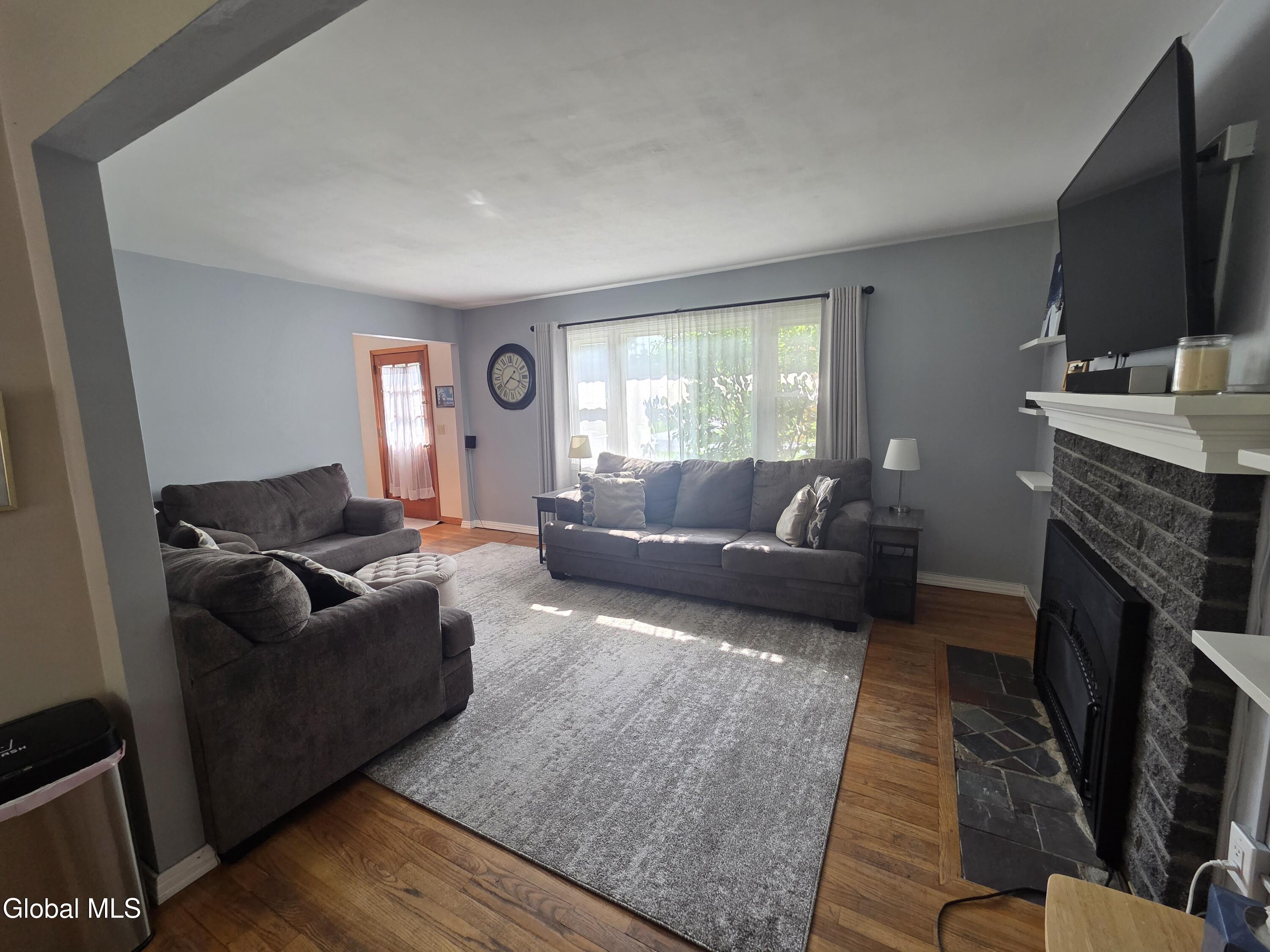 17 Sherwood Drive Queensbury NY 12804