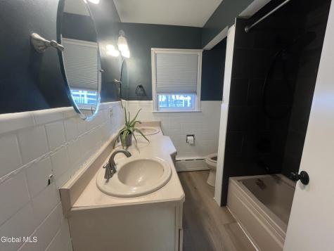 4 Sitzmark Lane Rensselaer NY 12144