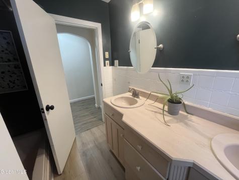 4 Sitzmark Lane Rensselaer NY 12144