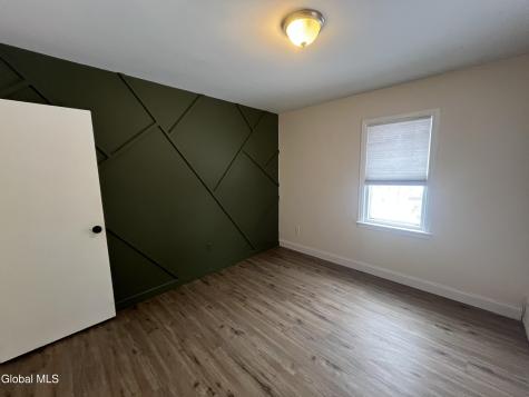 4 Sitzmark Lane Rensselaer NY 12144