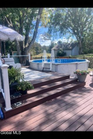 4 Sitzmark Lane Rensselaer NY 12144