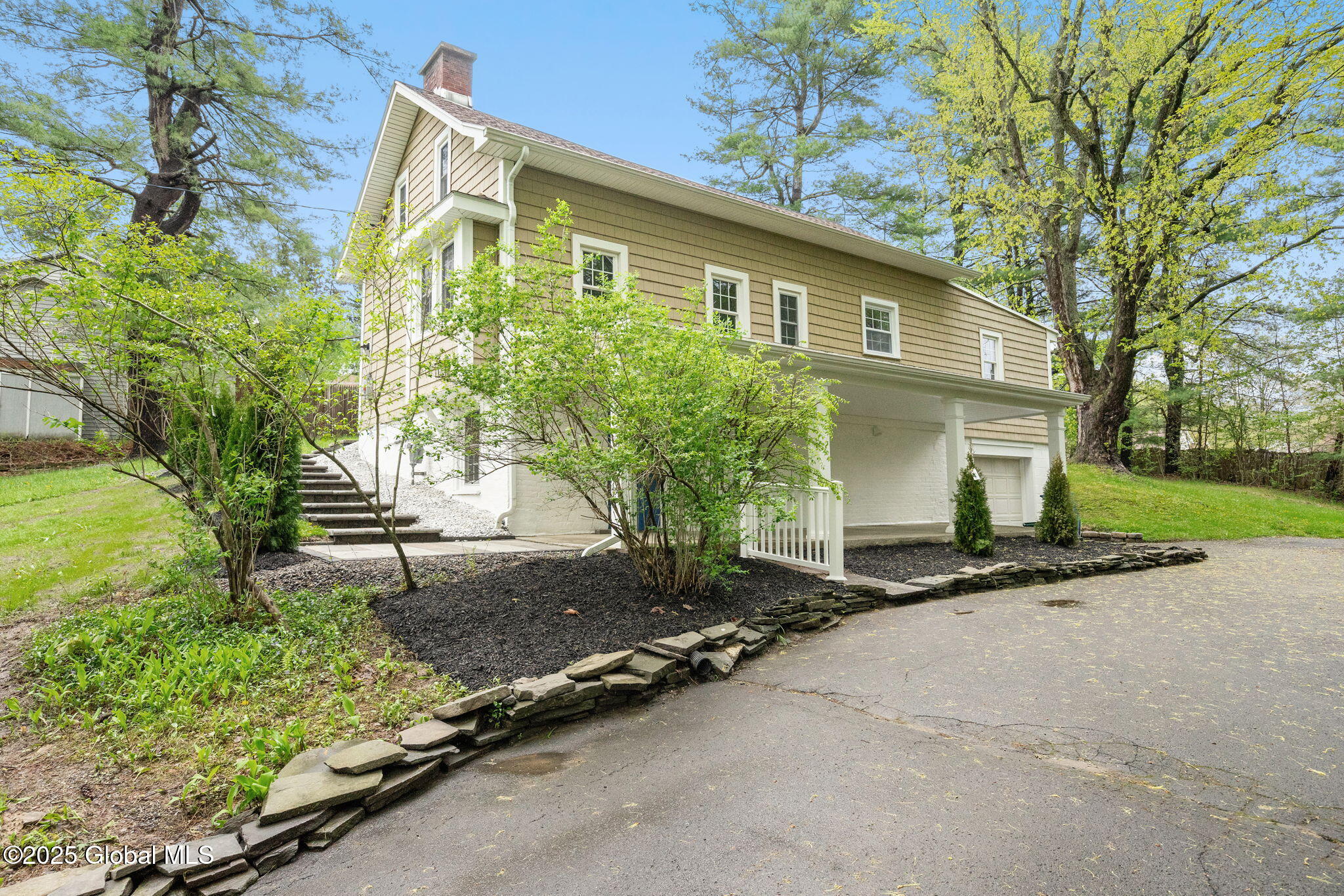 305 Mccormack Road Albany NY 12208