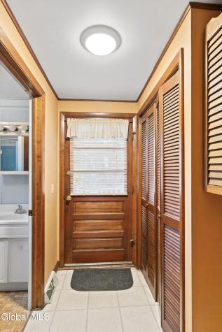 1925 Avenue B Schenectady NY 12308