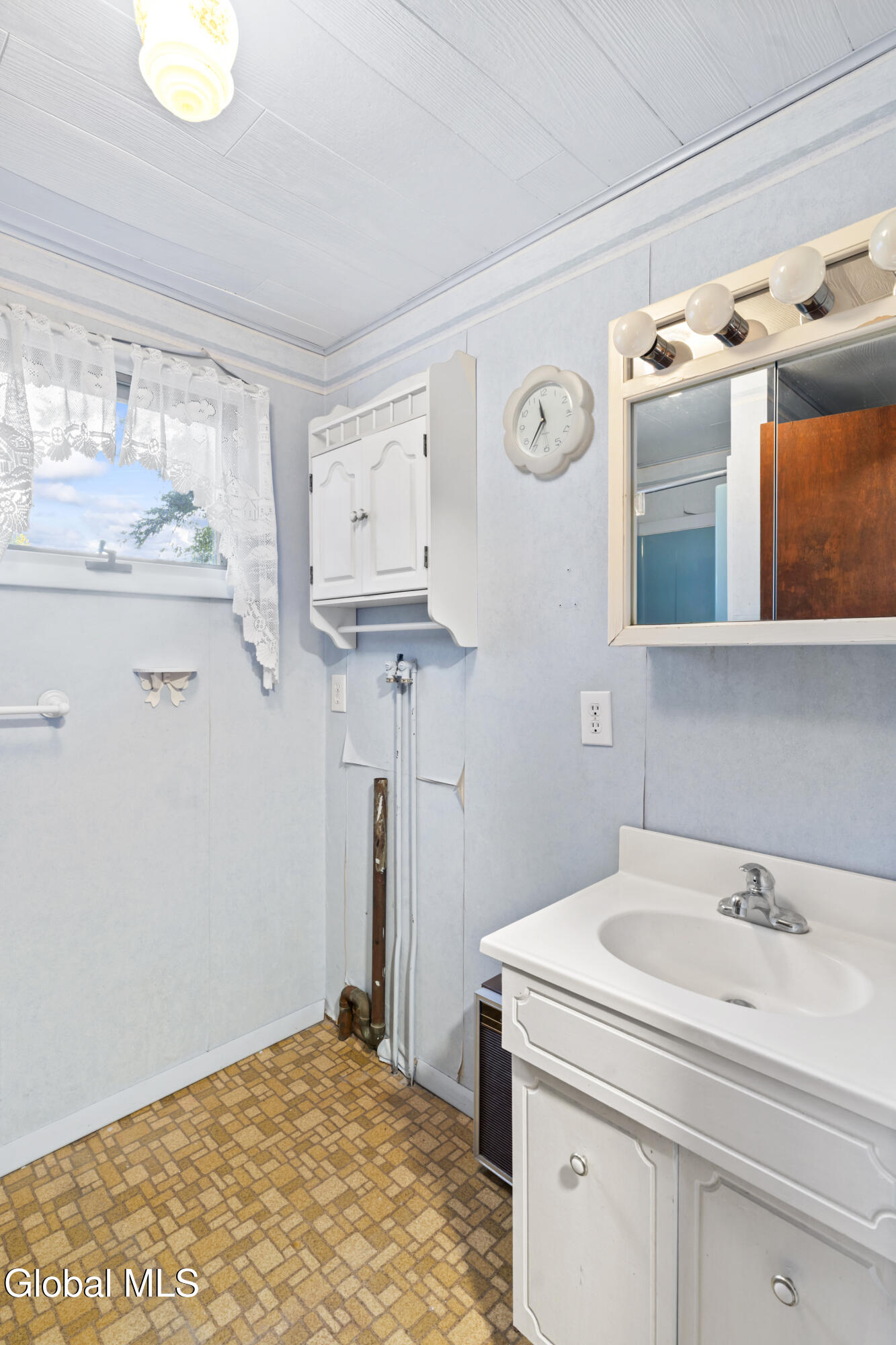 1925 Avenue B Schenectady NY 12308
