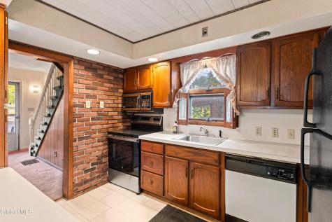 1925 Avenue B Schenectady NY 12308
