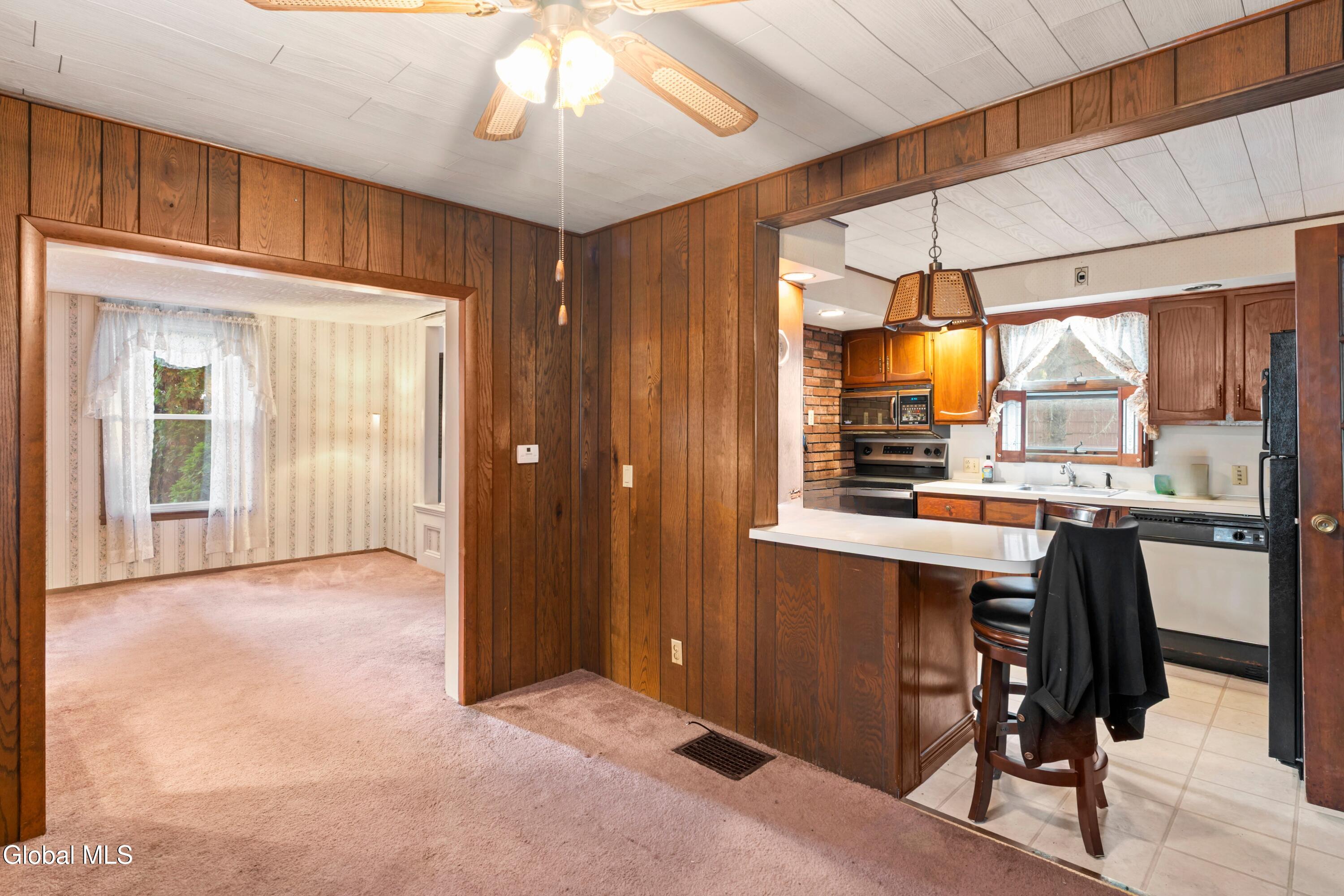1925 Avenue B Schenectady NY 12308