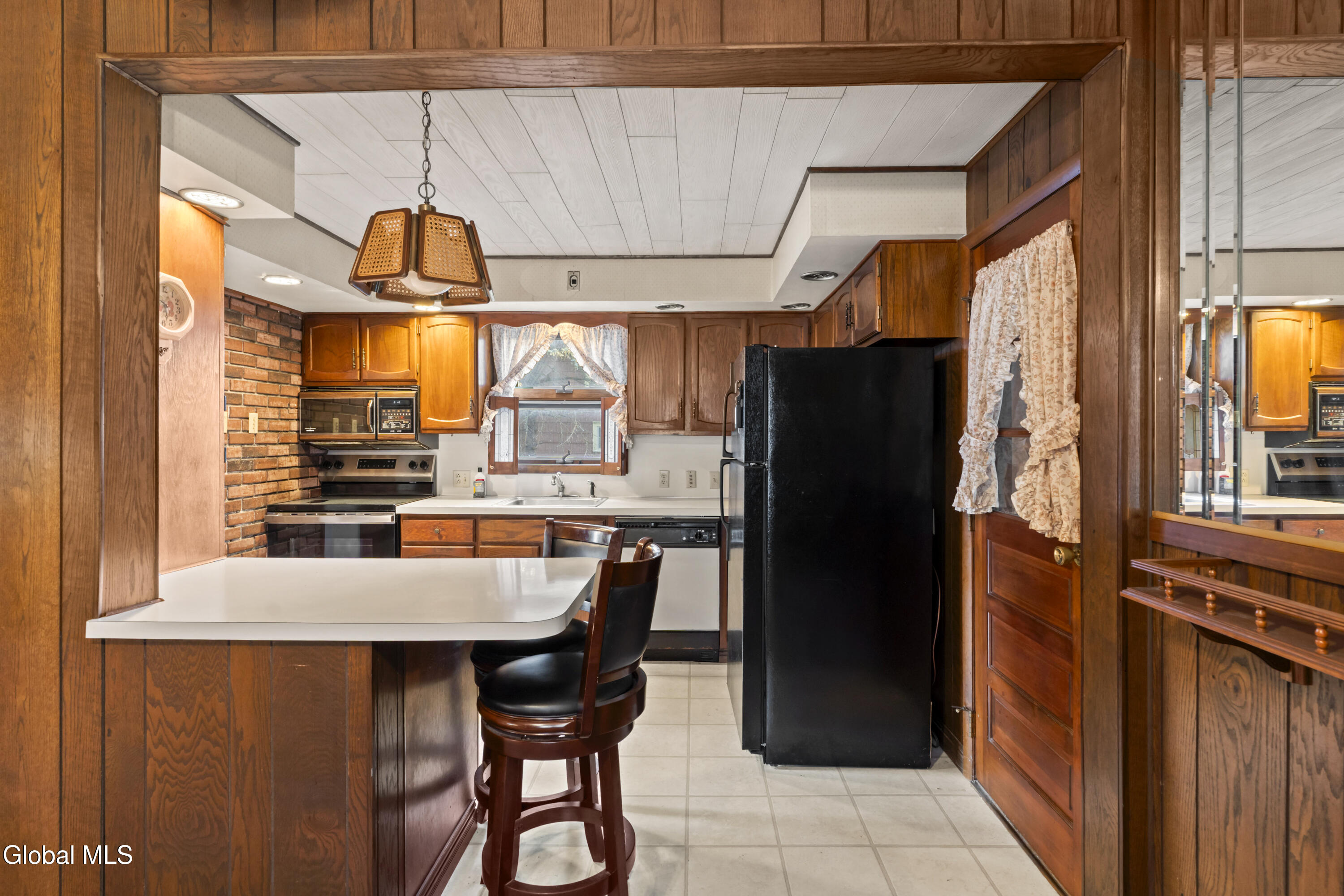 1925 Avenue B Schenectady NY 12308