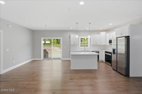 18 Wolfe Road Queensbury NY 12804