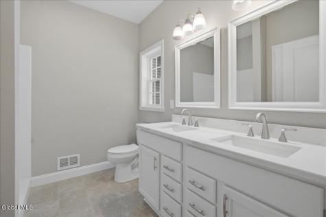 18 Wolfe Road Queensbury NY 12804