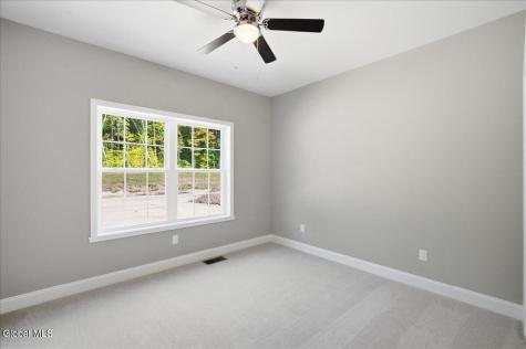 18 Wolfe Road Queensbury NY 12804