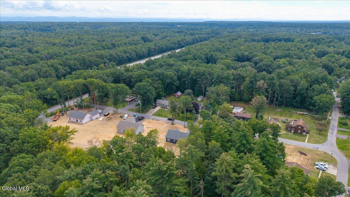 18 Wolfe Road Queensbury NY 12804